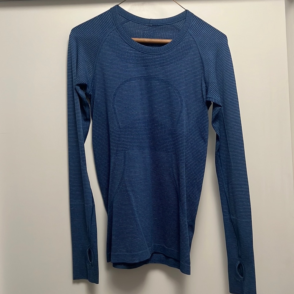 Women’s lululemon Long sleeve